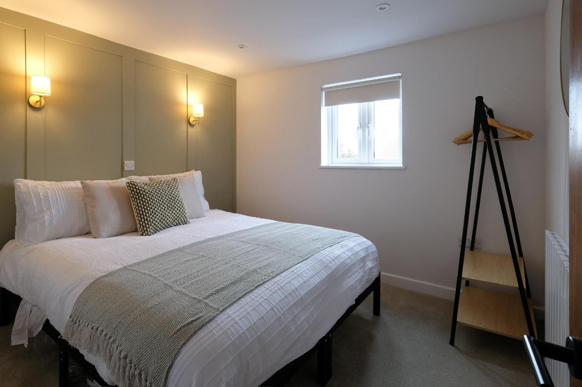 הוילה קאוז Driftwood House - Luxury Dog-Friendly Townhouse In Cowes, Steps From Marina מראה חיצוני תמונה